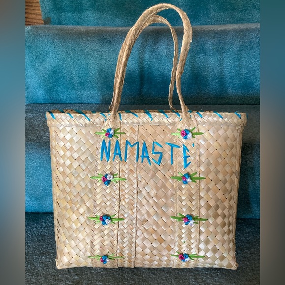 Straw Yoga Beach Tote Bag NAMASTE NWOT Excellent as gift bag vacation bag - Picture 1 of 7